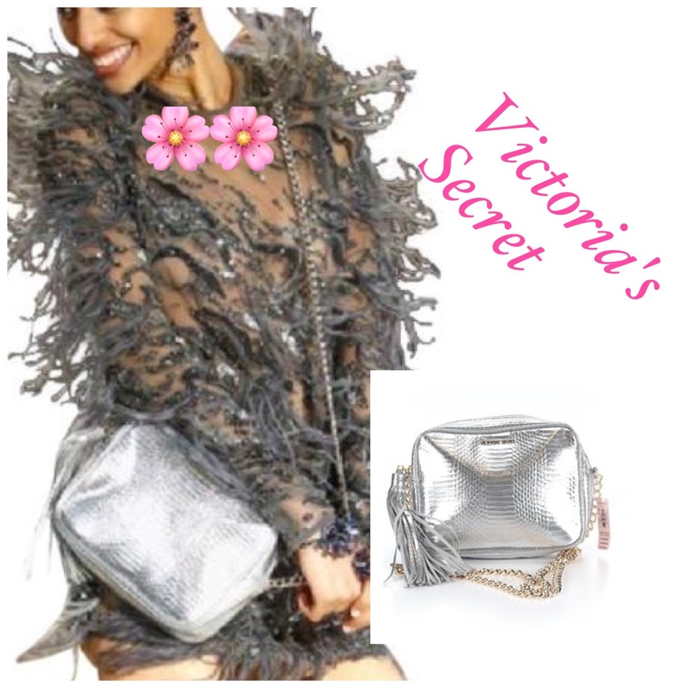🌸2XHP🌸VICTORIA'S SECRET CROSS BODY BAG
